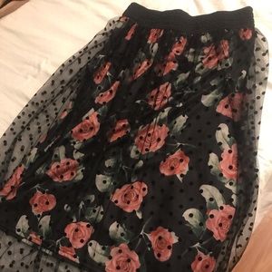cute rose skirt 🌹